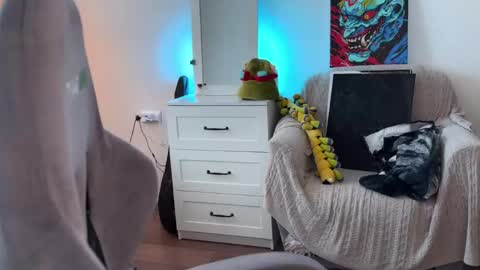   DianaBrite            fansl y online show from 06-06-26, 01:27