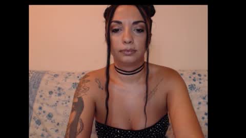 riri_mojo_92 online show from 10-13-25, 08:20