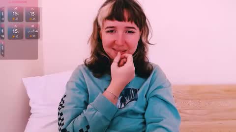 Snapshot of riri_rich chatting on 01-19-26, 04:05 Rita online show from 01-19-26, 04:05