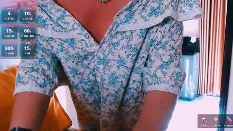 Snapshot of riri_rich chatting on 02-06-26, 08:29 Rita online show from 02-06-26, 08:29