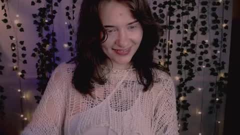 Snapshot of risha_laass chatting on 10-11-25, 08:29 risha_laass online show from 10-11-25, 08:29