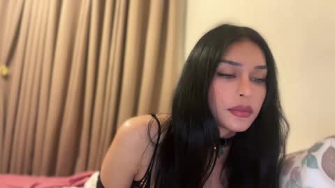 Snapshot of risingqueen chatting on 06-03-26, 02:33 risingqueen online show from 06-03-26, 02:33