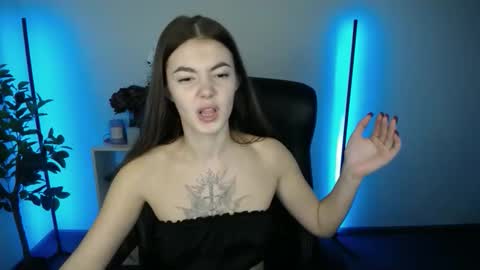 Snapshot of ritaneer chatting on 11-24-25, 10:48 ritaneer online show from 11-24-25, 10:48