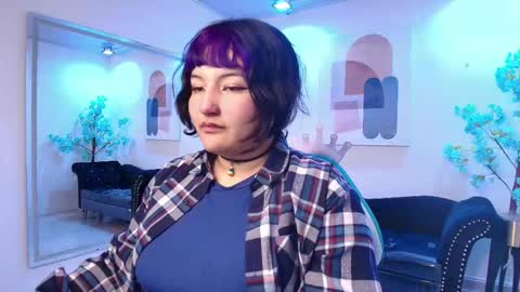 Snapshot of ritsuka_berry chatting on 09-23-25, 03:20 Ritsuka online show from 09-23-25, 03:20