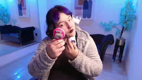 Snapshot of ritsuka_berry chatting on 10-16-25, 03:51 Ritsuka online show from 10-16-25, 03:51