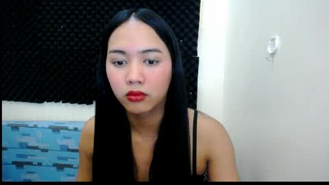 riyah_parker online show from 05-12-26, 06:21