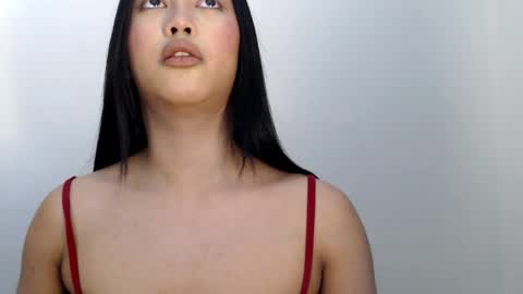 riyah_parker online show from 05-26-26, 02:18
