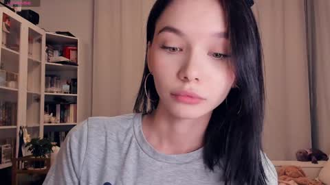 Snapshot of rizz_ky chatting on 02-07-26, 04:22 Rina online show from 02-07-26, 04:22