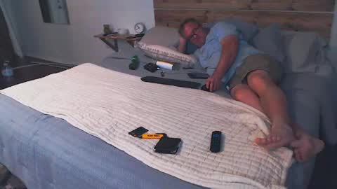 Snapshot of rjkelly6892 chatting on 04-20-26, 03:42 rjkelly6892 online show from 04-20-26, 03:42