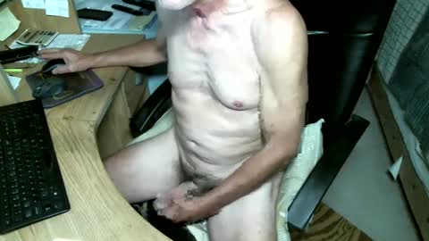 Snapshot of rjm2023 chatting on 02-13-25, 11:50 Bobby online show from 02-13-25, 11:50