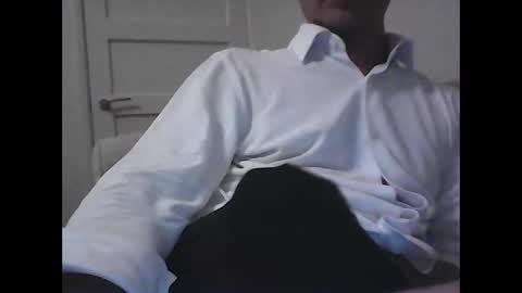 Wednesday morning online show from 10-28-25, 02:59