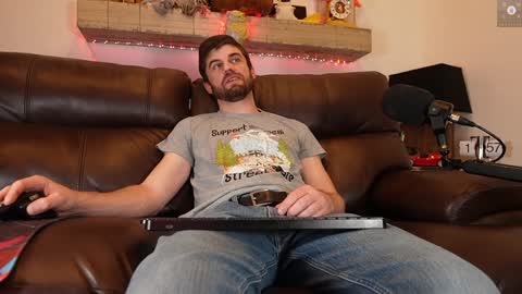Snapshot of rndmzd chatting on 12-18-24, 07:58 Ryan aka KeylimeRy online show from 12-18-24, 07:58