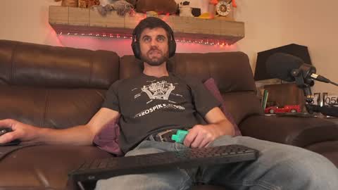 Snapshot of rndmzd chatting on 12-23-24, 11:06 Ryan aka KeylimeRy online show from 12-23-24, 11:06