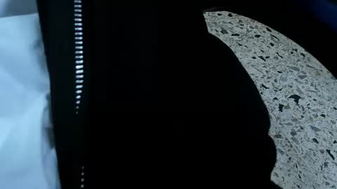 Snapshot of roan_birkin chatting on 06-18-26, 07:18 Roan Birkin online show from 06-18-26, 07:18