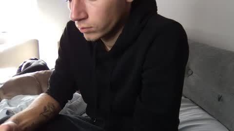 RoastingCorn online show from 01-04-25, 05:37