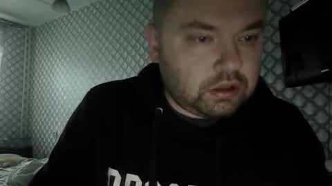 rob18997 online show from 11-27-25, 07:10