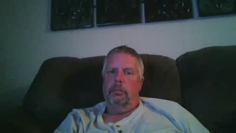 Snapshot of rob9271963 chatting on 02-08-25, 03:30 Rob online show from 02-08-25, 03:30