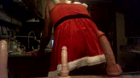Snapshot of robbroy68 chatting on 12-01-25, 04:17 ridinDildos4u online show from 12-01-25, 04:17