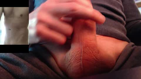 Snapshot of robby66_56 chatting on 12-18-25, 04:24 robby66_56 online show from 12-18-25, 04:24