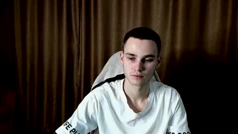 robert10211 online show from 01-13-26, 06:02