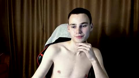 robert10211 online show from 01-16-26, 03:38