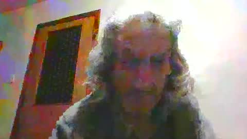 Snapshot of roberthorny69xxx chatting on 12-13-25, 07:53 Robert online show from 12-13-25, 07:53