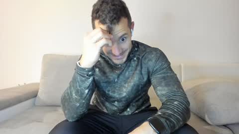 roberto4ever online show from 01-17-25, 03:53