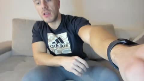 roberto4ever online show from 02-17-25, 04:59