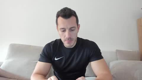 roberto4ever online show from 03-03-25, 06:48