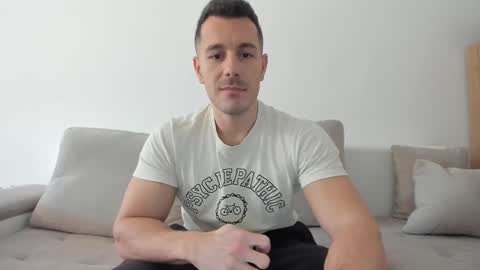 roberto4ever online show from 03-05-25, 10:22