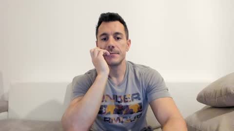 roberto4ever online show from 04-03-26, 03:59