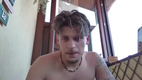 Roberto online show from 06-21-26, 07:22
