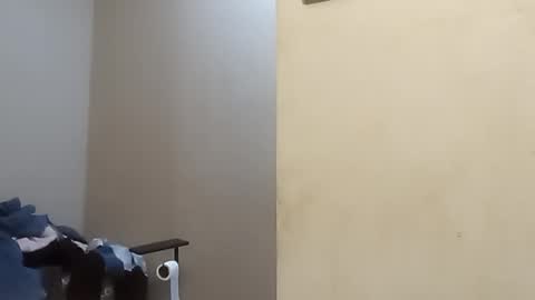 Snapshot of robertsaiz4200 chatting on 11-08-25, 02:34 robertsaiz4200 online show from 11-08-25, 02:34