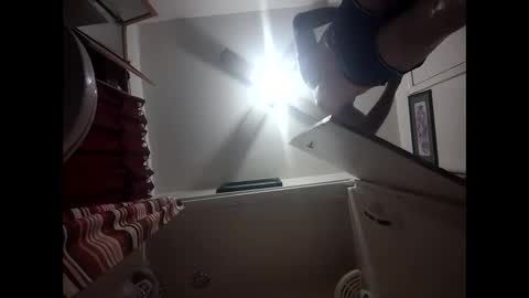 Snapshot of robertsaiz4200 chatting on 03-05-26, 02:40 robertsaiz4200 online show from 03-05-26, 02:40