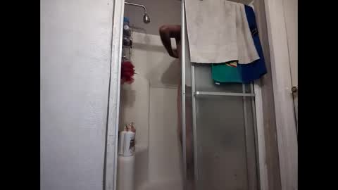 Snapshot of robertsaiz4200 chatting on 03-17-26, 01:32 robertsaiz4200 online show from 03-17-26, 01:32