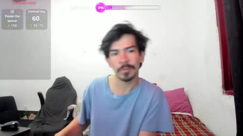 Snapshot of robindominique chatting on 05-27-26, 02:52 Robin online show from 05-27-26, 02:52