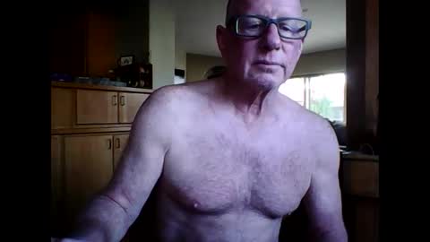 robo0000 online show from 06-05-26, 12:06