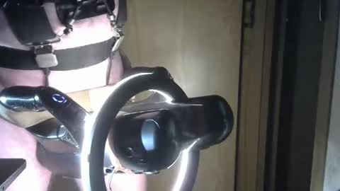 Robodickmilker online show from 10-13-25, 01:49