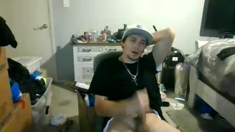 Snapshot of robwit8 chatting on 11-22-25, 01:15 Rob witha 8 online show from 11-22-25, 01:15