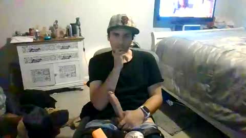 Snapshot of robwit8 chatting on 11-28-25, 11:07 Rob witha 8 online show from 11-28-25, 11:07