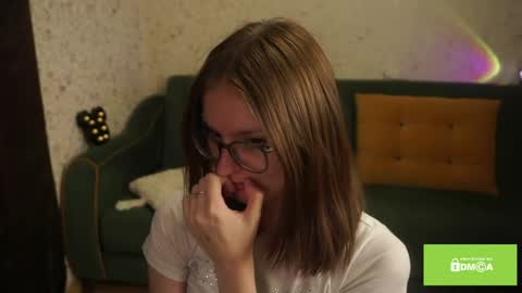 robynsentinella online show from 05-17-26, 03:26