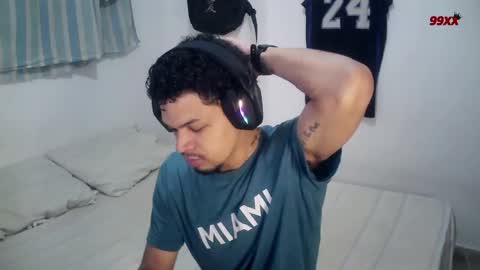 Rocco online show from 11-18-25, 02:43