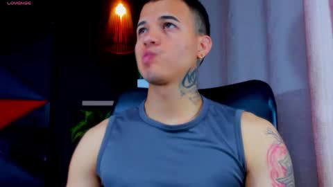 Snapshot of rocco_santos chatting on 05-04-26, 06:04 rocco_santos online show from 05-04-26, 06:04