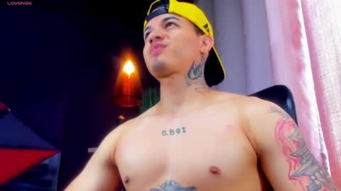Snapshot of rocco_santos chatting on 05-22-26, 06:35 rocco_santos online show from 05-22-26, 06:35
