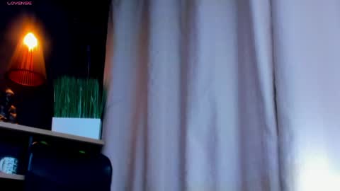 Snapshot of rocco_santos chatting on 06-04-26, 06:25 rocco_santos online show from 06-04-26, 06:25