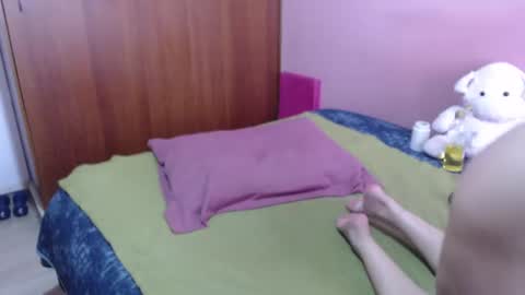 Snapshot of rochelle_xxx chatting on 12-19-24, 08:34 Rochelle online show from 12-19-24, 08:34