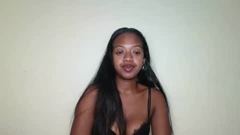 rochellinah online show from 05-19-26, 02:29