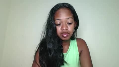 rochellinah online show from 05-19-26, 08:26