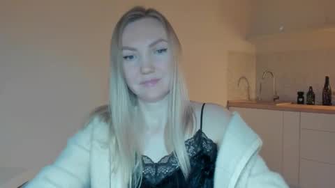 Snapshot of rock__baby chatting on 06-01-26, 09:49 rock__baby online show from 06-01-26, 09:49