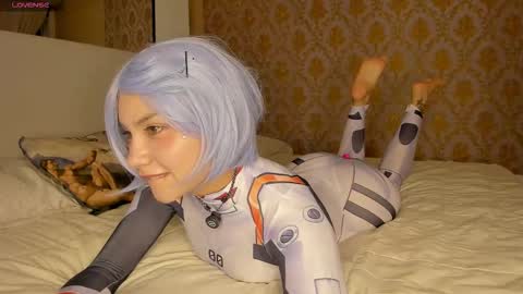 Samantha Estephania  online show from 12-17-25, 03:12